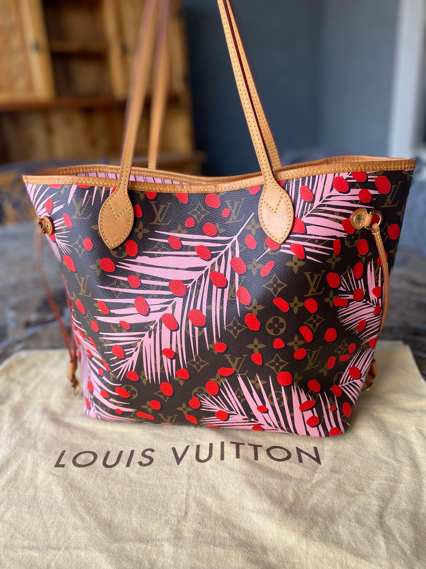 Louis Vuitton Neverfull MM Jungle Dots Tote