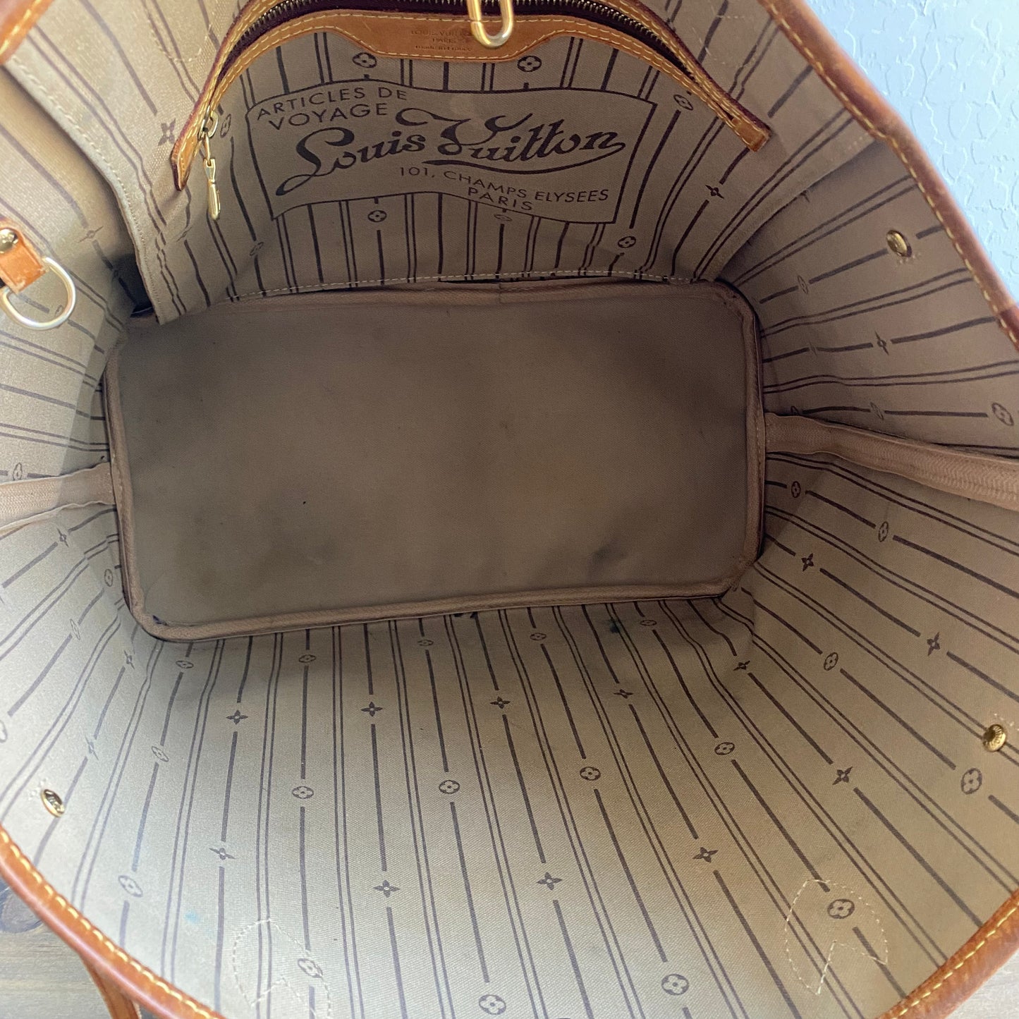 Louis Vuitton Monogram Neverfull MM