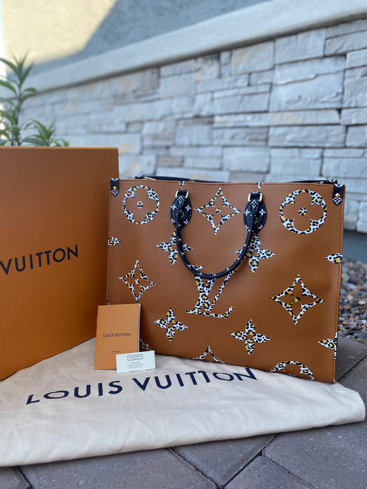 Louis Vuitton Giant Jungle Onthego GM