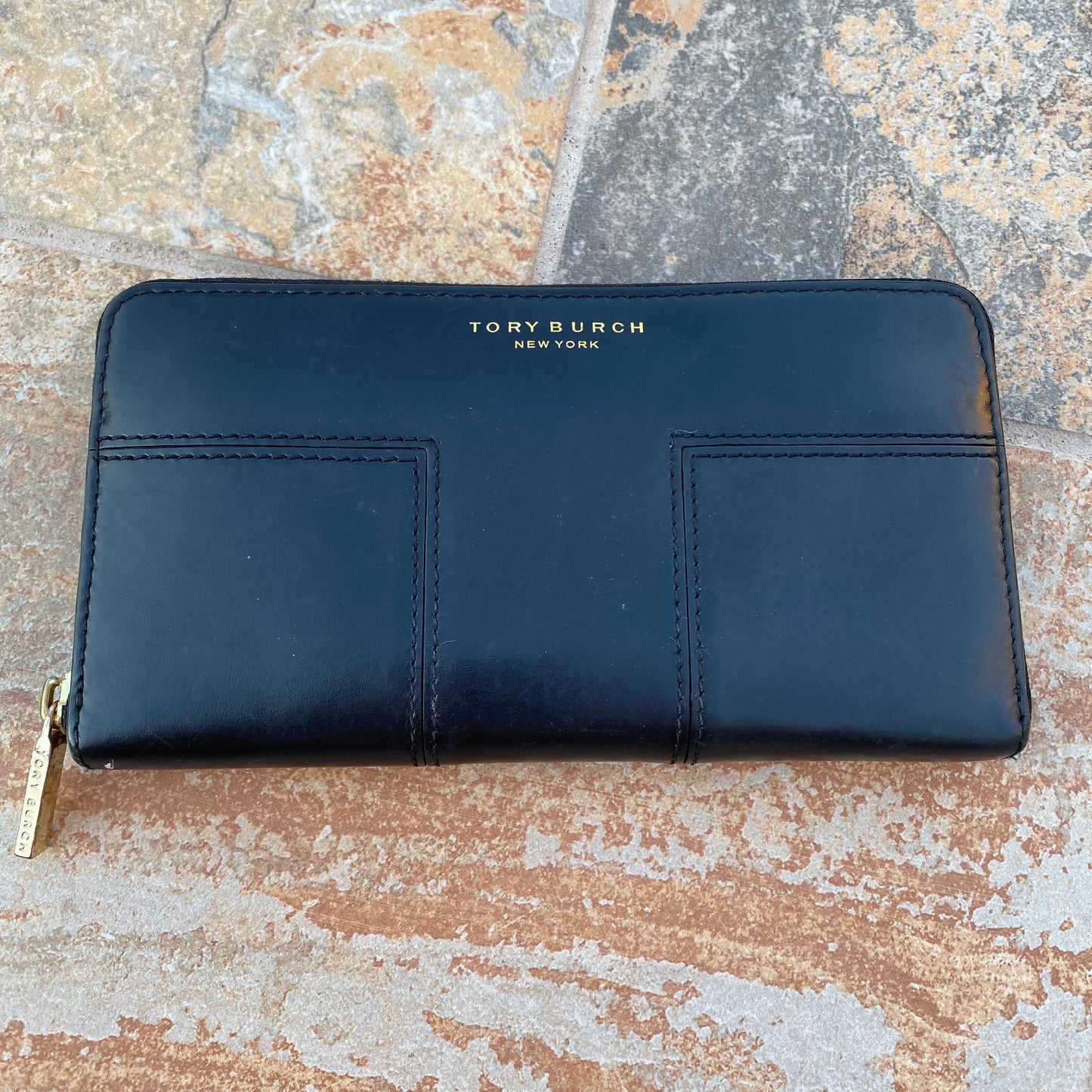 Tory Burch Block T Leather Continental Wallet