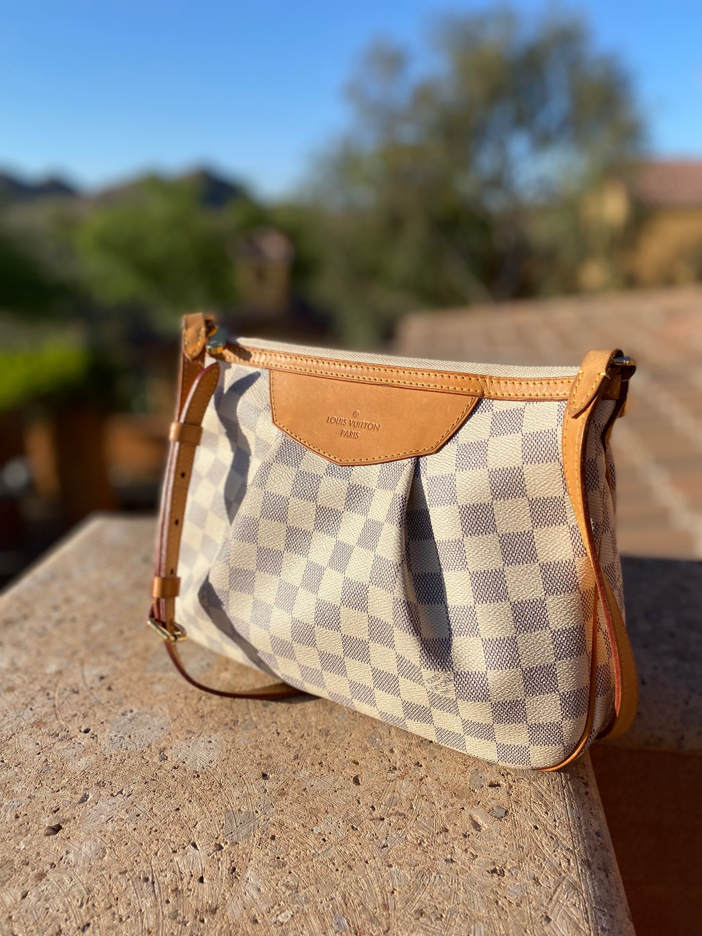 Louis Vuitton Damier Azur Siracusa PM