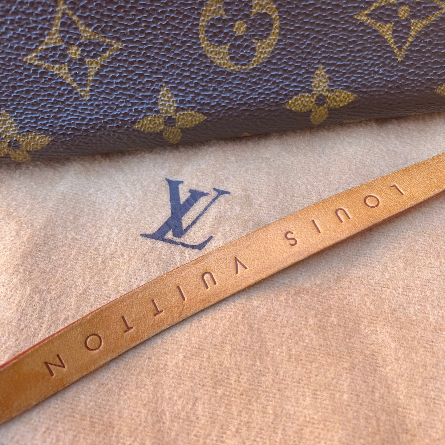 Louis Vuitton Vintage Monogram Pochette Florentine Belt Bag