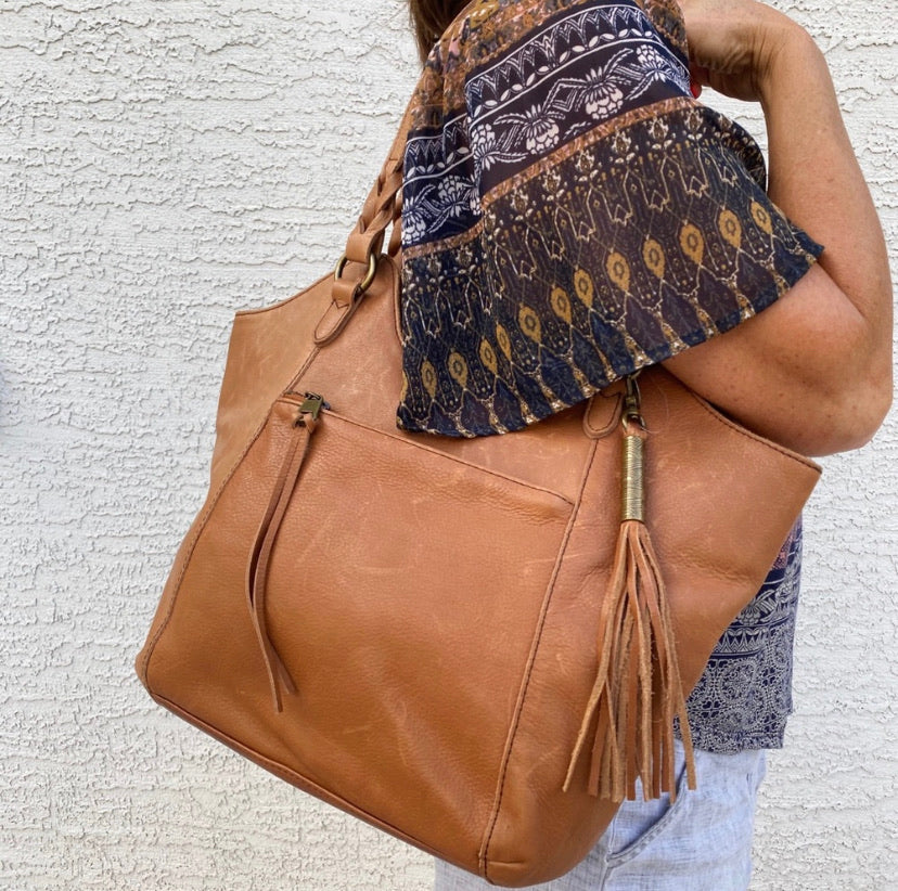 The Sak Sierra Leather Shopper Shoulder Bag