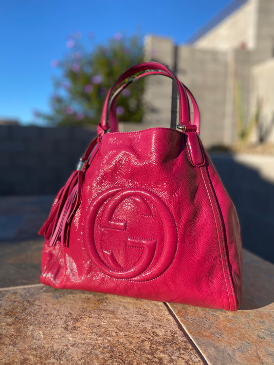 Gucci GG Logo Patent Leather Soho Shoulder Bag