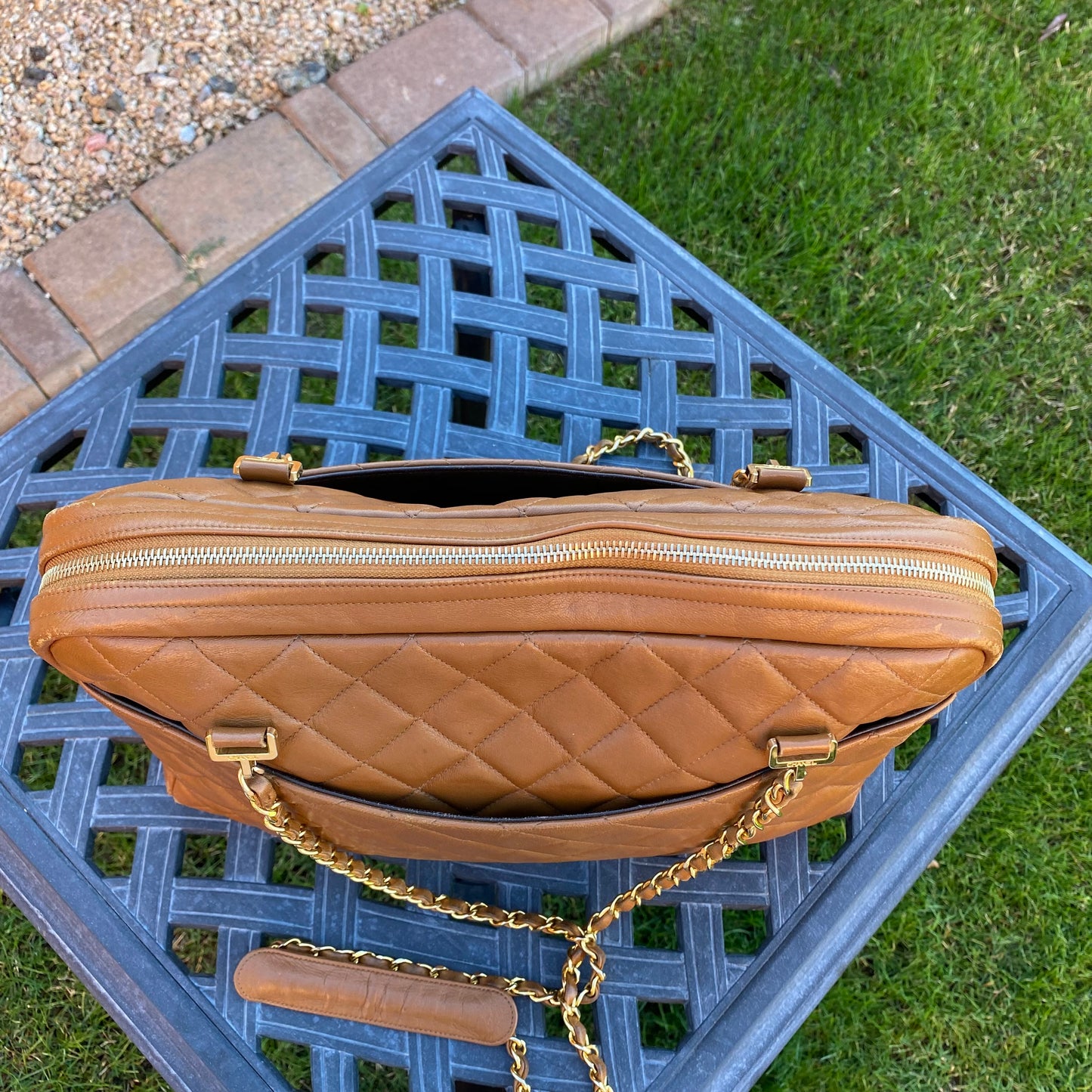 Chanel Vintage Quilted Chain Leather Shoulder Bag