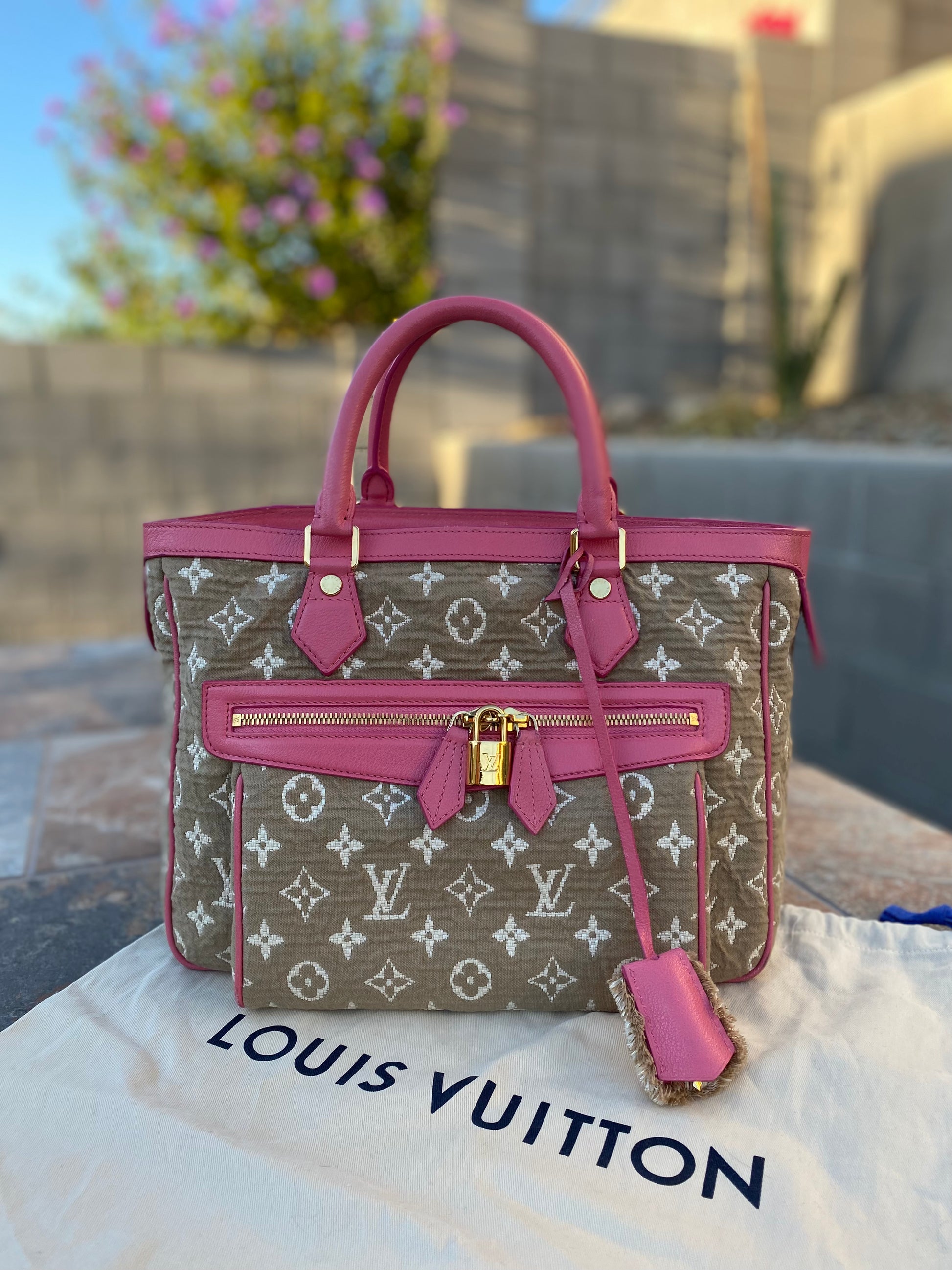 Louis Vuitton Limited Edition Rose Monogram Sabbia Cabas MM Satchel – The  Foxy Shopper