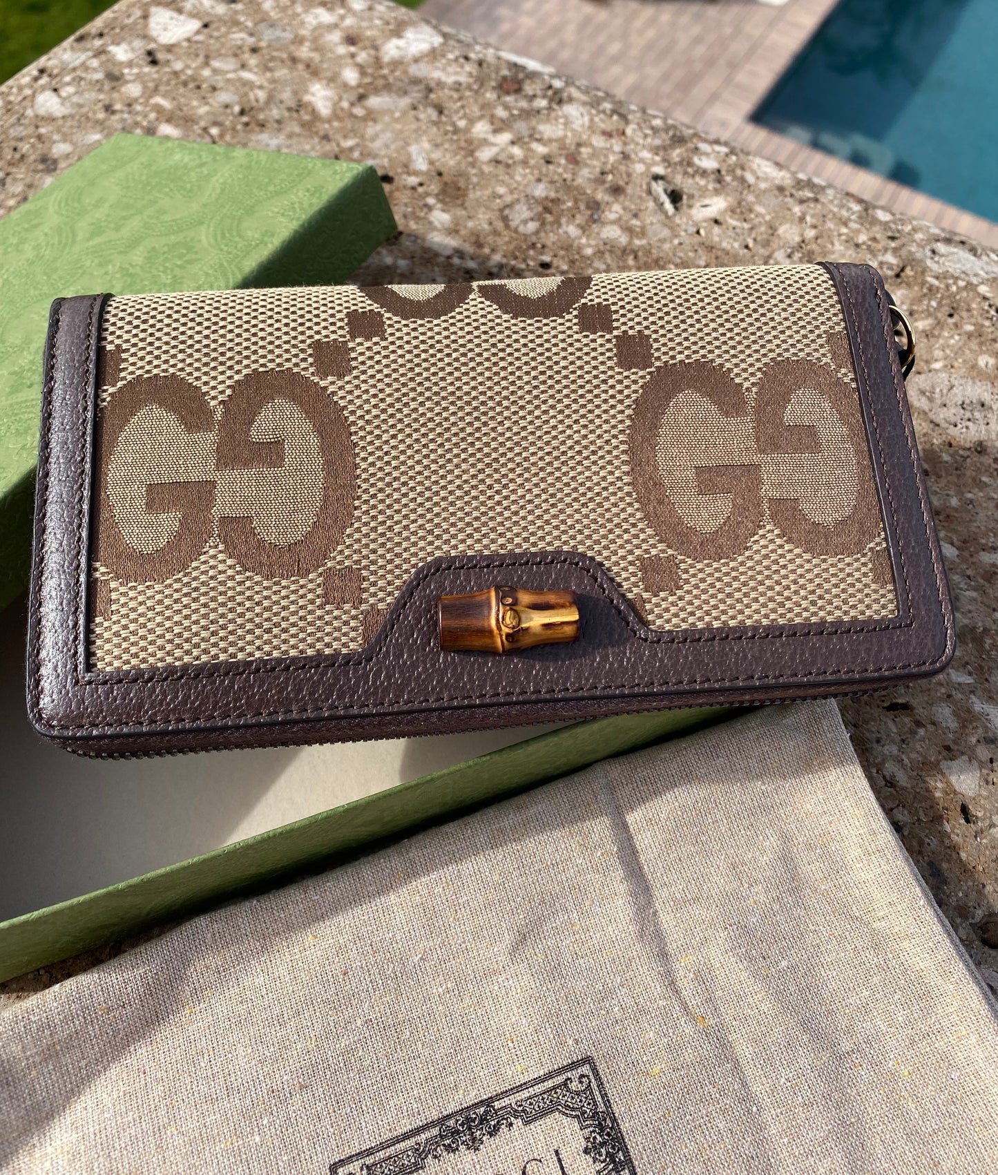 Gucci Jumbo GG Monogram Bamboo Continental Zippy Wallet