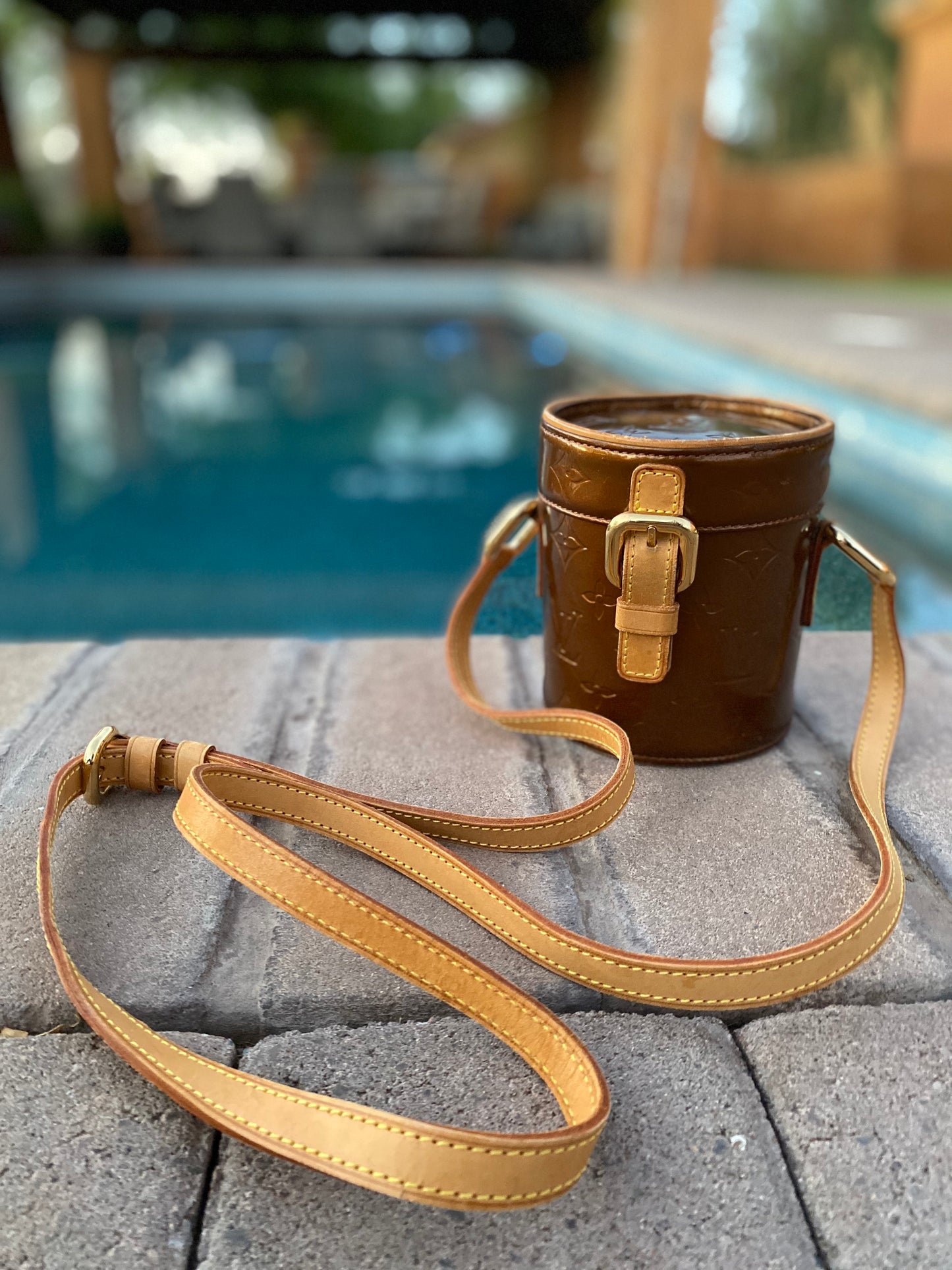 Louis Vuitton Astor Place Vernis Crossbody