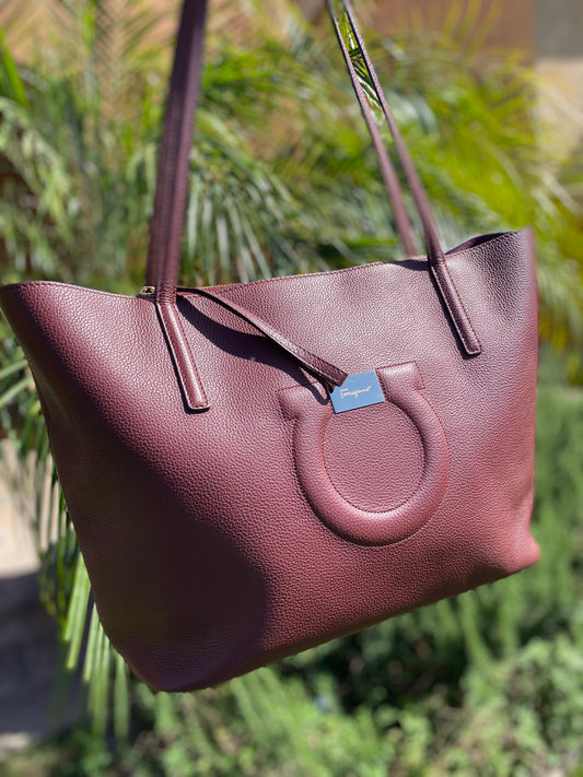 Salvatore Ferragamo Gancini Leather Tote