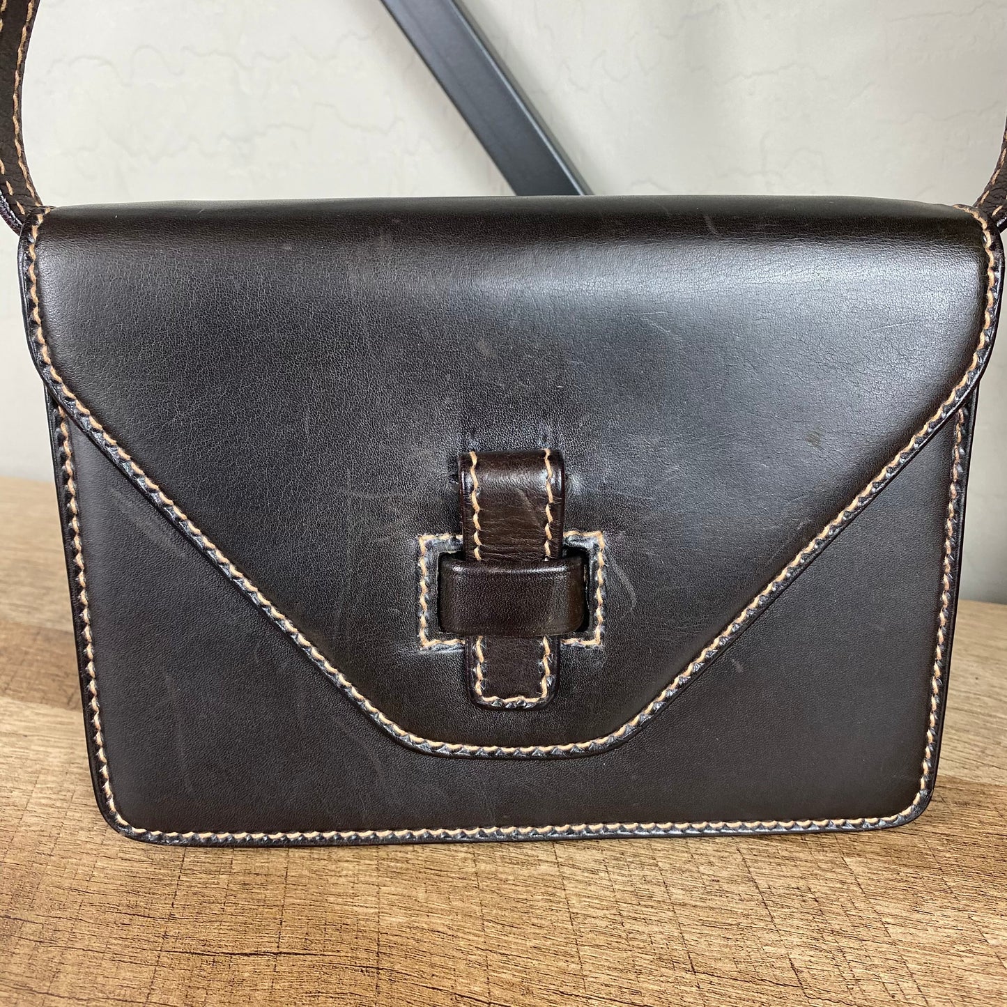 Gucci Stitched Leather Vintage Clutch Crossbody
