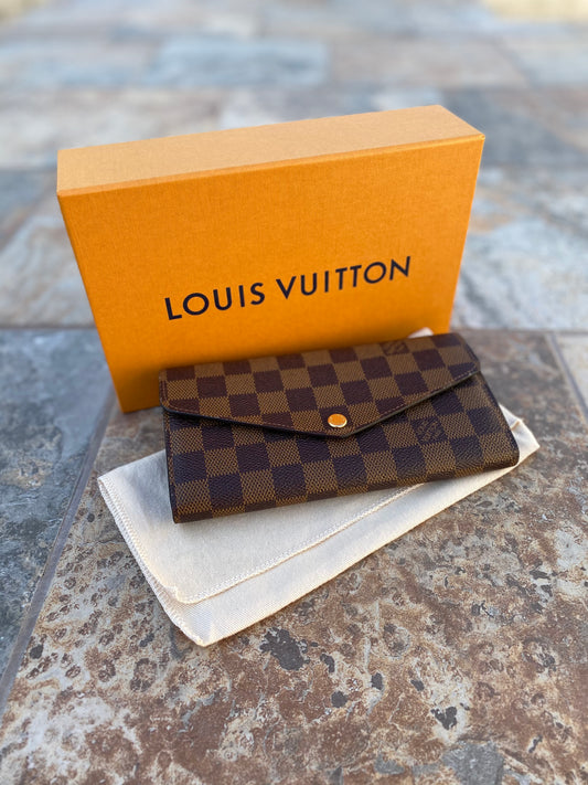 Louis Vuitton Sarah Damier Envelope Wallet
