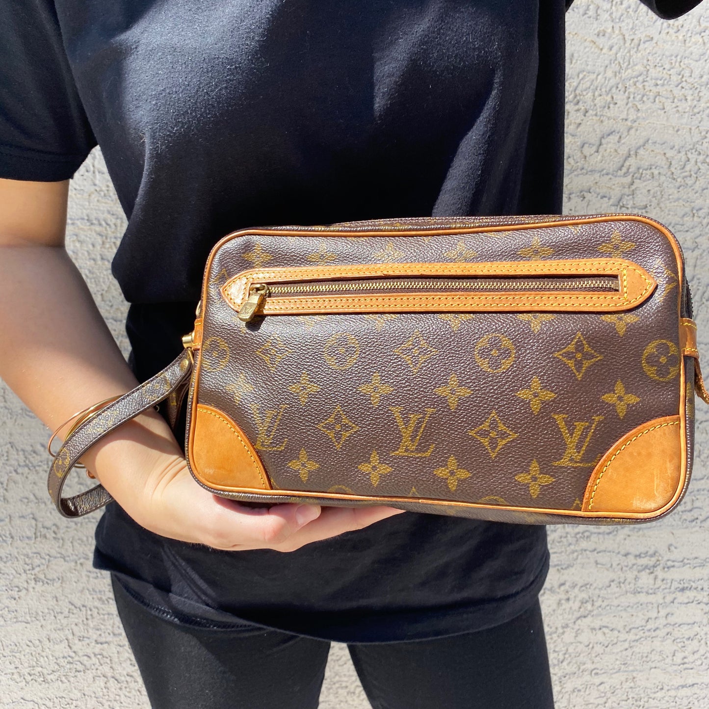 Louis Vuitton Marly Dragonne GM Wristlet Clutch