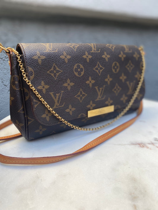 Louis Vuitton Monogram Favorite MM Crossbody