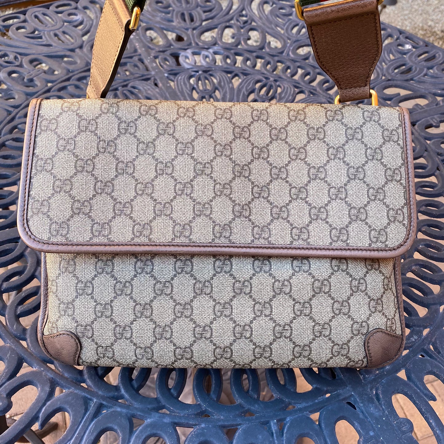 Gucci Supreme Neo Vintage Messenger Bag
