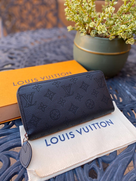 Louis Vuitton Mahina Zippy Wallet