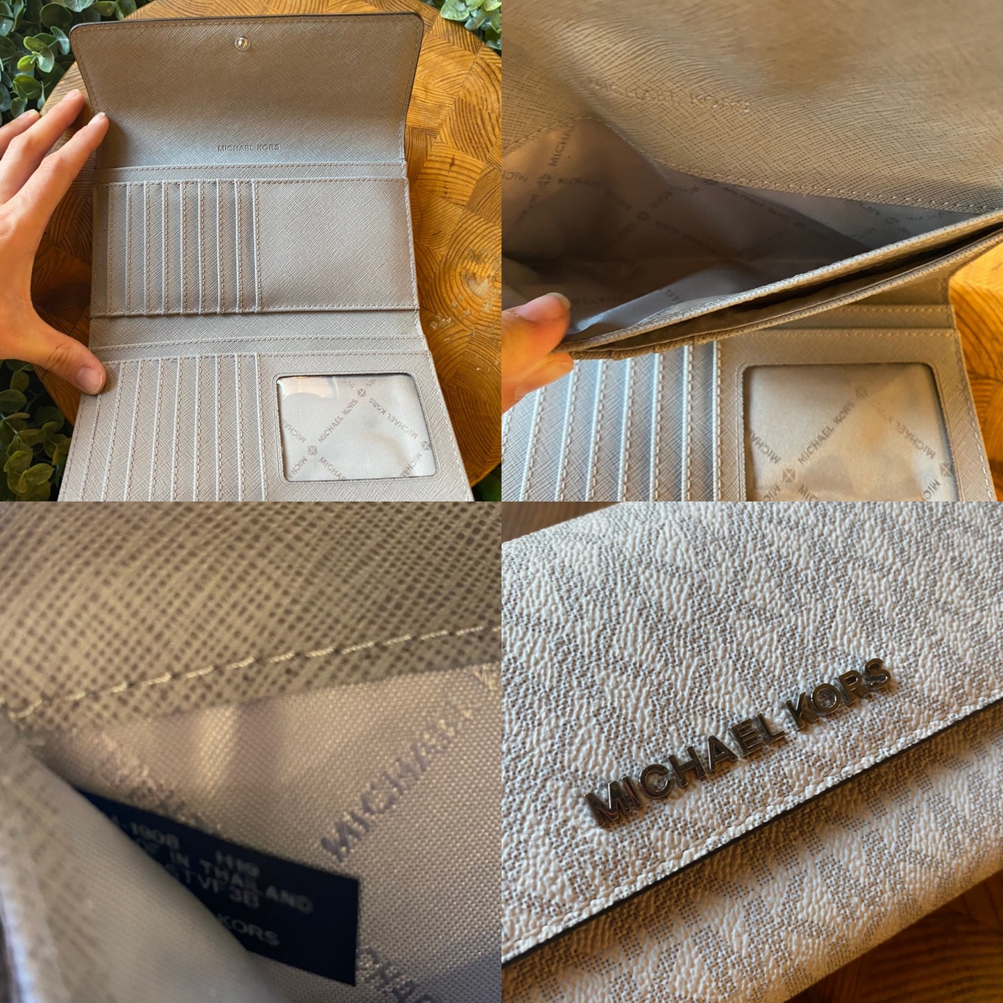 Michael Kors Jet Set Large Trifold White Wallet
