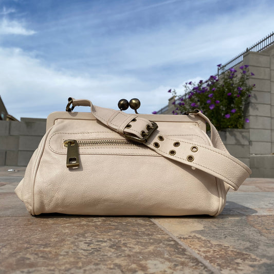 Marc Jacobs Vintage Stam Kiss Lock Handbag