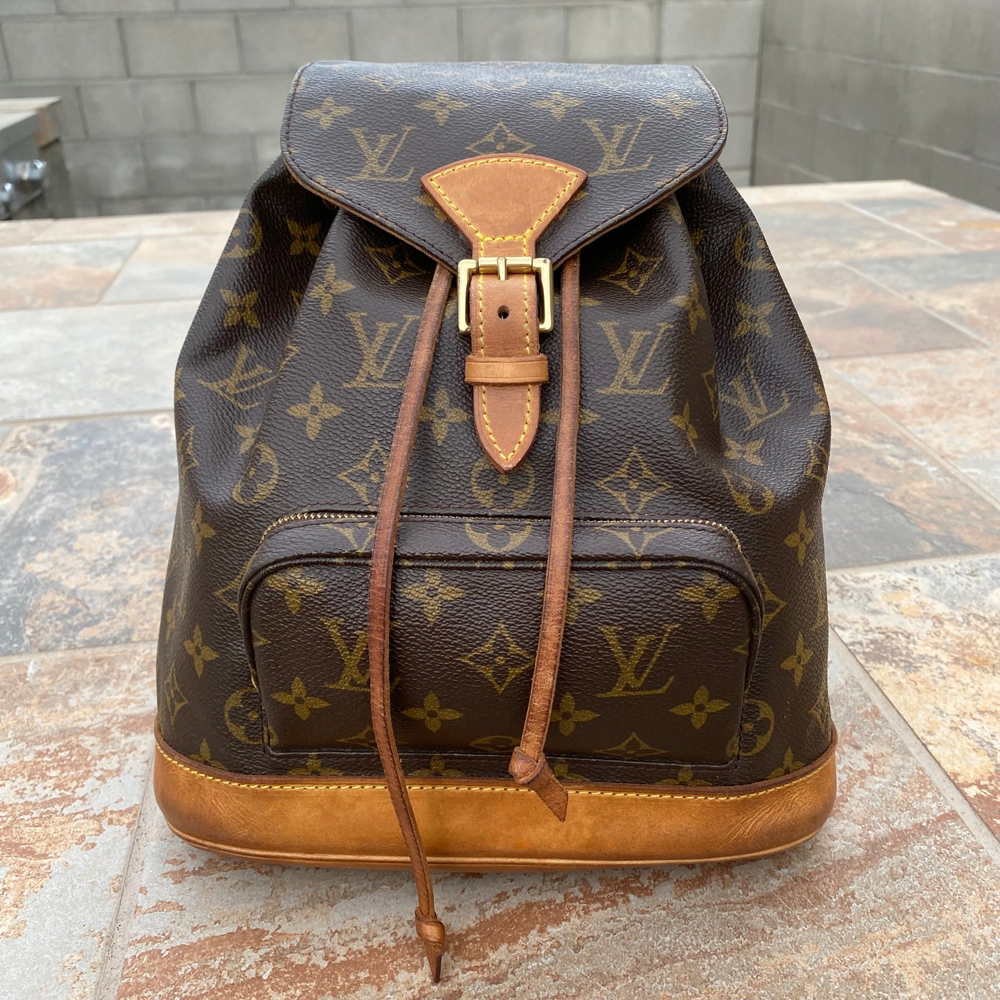 Louis Vuitton Vintage Montsouris MM Backpack