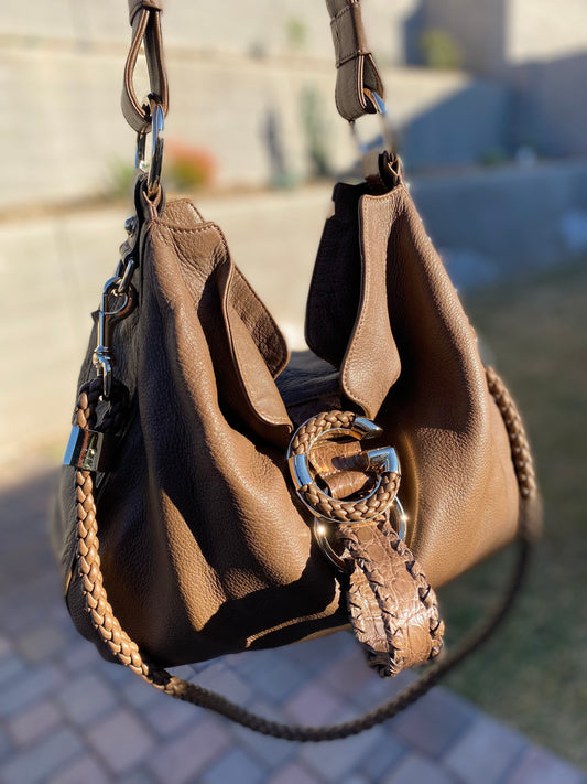 Gucci Europe Exclusive Alligator Trimmed G Wave Hobo