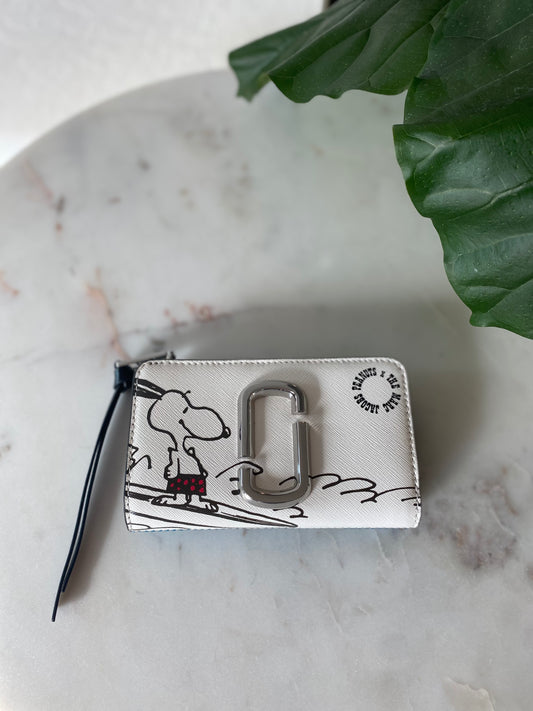 Marc Jacobs x Peanuts Snoopy Collaboration Snapshot Zipper Folding Wallet