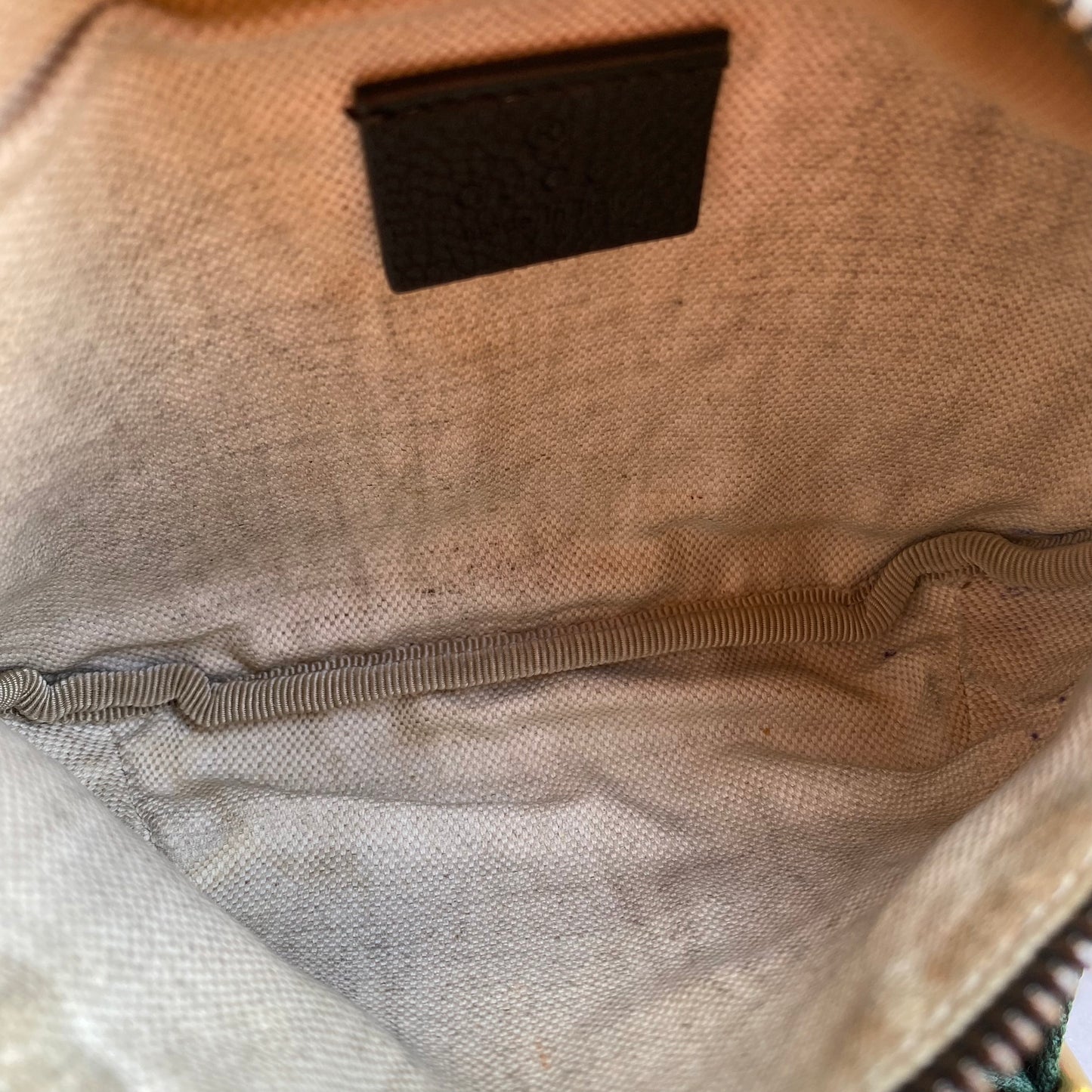 Gucci Grained Calfskin Logo Print Small Belt Bag